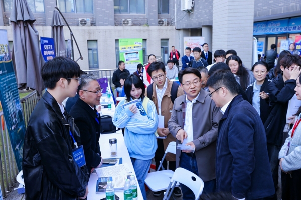 4C1A5013-opq4054344879_爱奇艺 4C1A5013-opq4054344879_爱奇艺